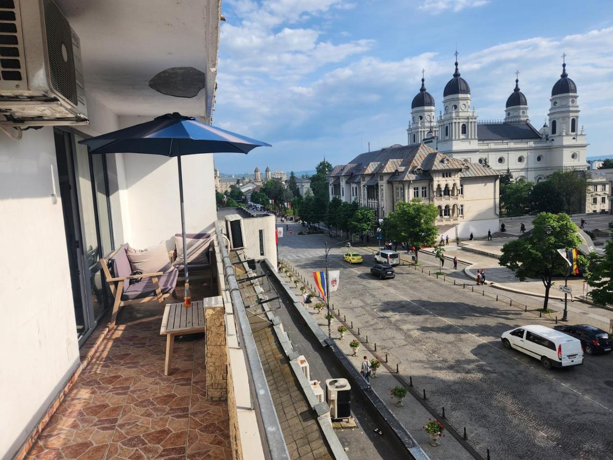 Stefan Cel Mare Boulevard Pedestrian Street Palas 雅西 外观 照片